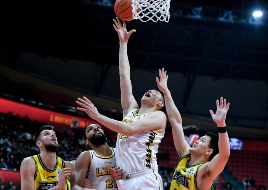 安卓版-JackeyLove焦点对战，西亚卡姆与50激战公牛分钟，重要助攻胜负难料！